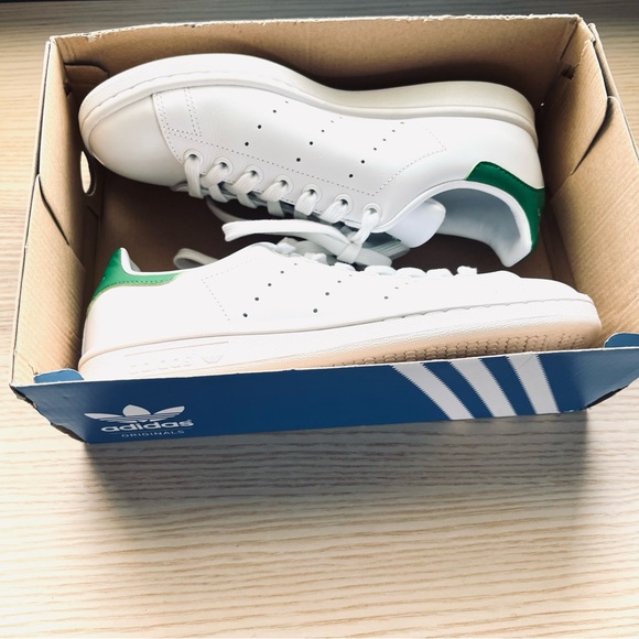 New Adidas Stan Smith Shoes - Green - Picture 6 of 6